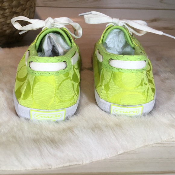 🆕Coach Malania Canvas Boat Shoe - Picture 4 of 8